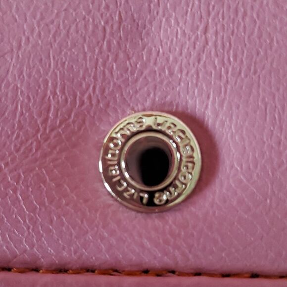 Liz Claiborne Small Wallet - Picture 8 of 8